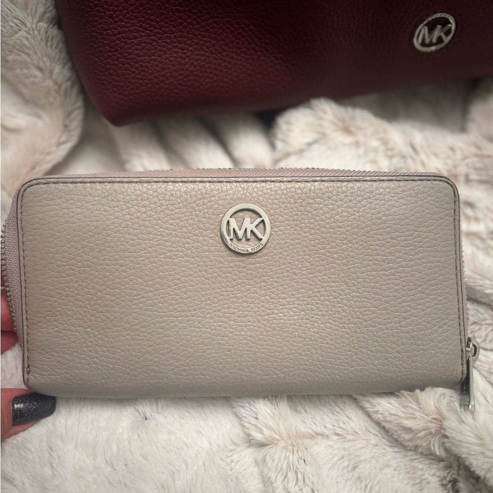 SET Michael Kors Pebbled Leather Burgundy Purse, Wallet, Duster Bag